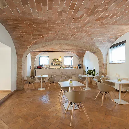 Relais Dell'olmo 4*