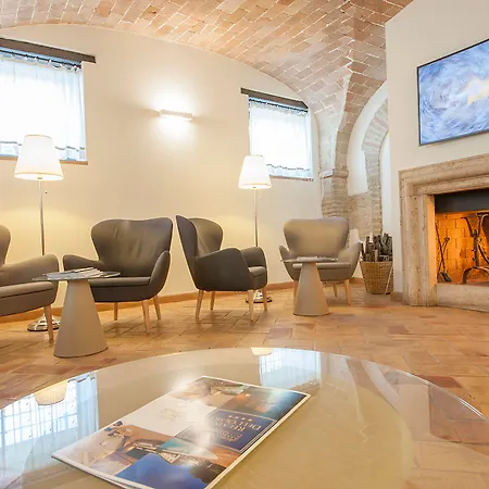 Relais Dell'olmo Hotel